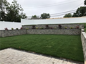 level out backyard wall alta wall granite city gray grey decorative leveling wall dual level 2 tier two wall landscape